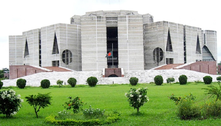 বিতর্কিত’ এমপিদের কপাল পুড়ছে