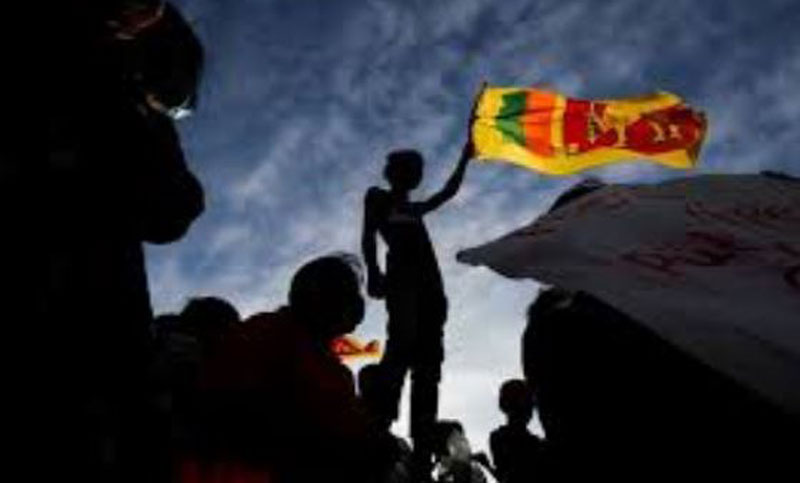 অর্থনৈতিক বিপর্যয়ের আশঙ্কায় ১২ দেশ।