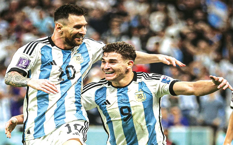 মেসি জাদুতে ফাইনালে আর্জেন্টিনা