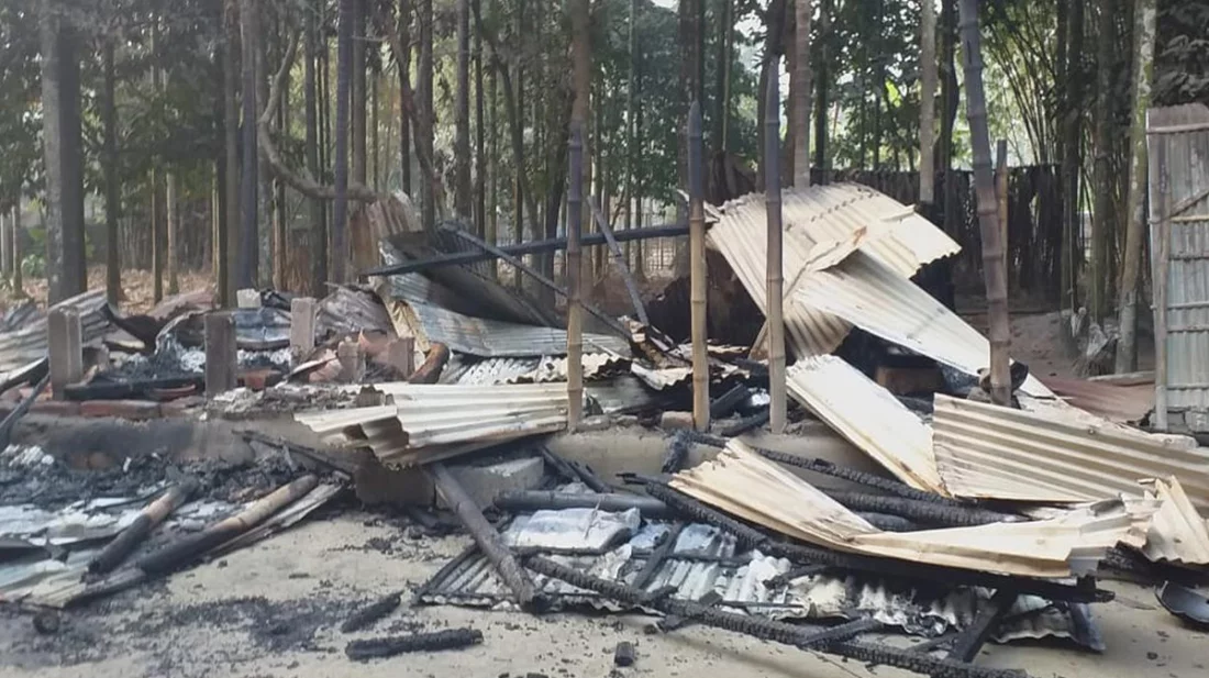 পঞ্চগড়ে  আহমদিয়াদের ওপর হামলা: তিন মামলায় ৭ হাজার আসামি