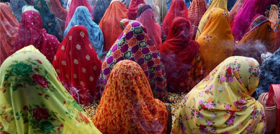 ৪০ নারীর এক স্বামী!