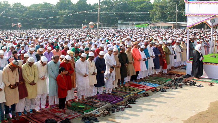 ঈদ জামাতের জন্য প্রস্তুত জাতীয় ঈদগাহ