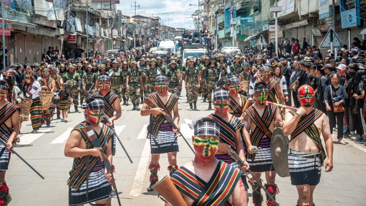 ১৫০০ নারীর অবরোধে আসামি ছাড়তে বাধ্য হলো সেনারা