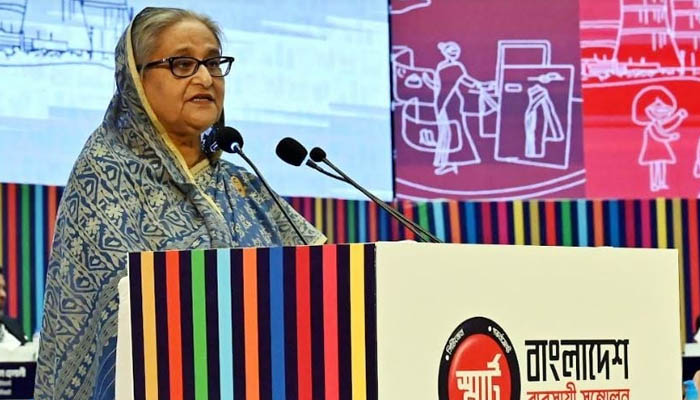 ব্যবসায়ী সম্মেলনে প্রধানমন্ত্রী চ্যালেঞ্জ মোকাবিলা করুন, পাশে আছি