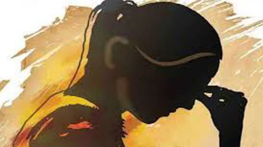 চাকরির প্রলোভনে গৃহবধূকে ধর্ষণের অভিযোগ