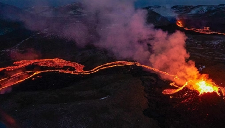 আইসল্যান্ডে একদিনে ২২০০ বার ভূমিকম্প