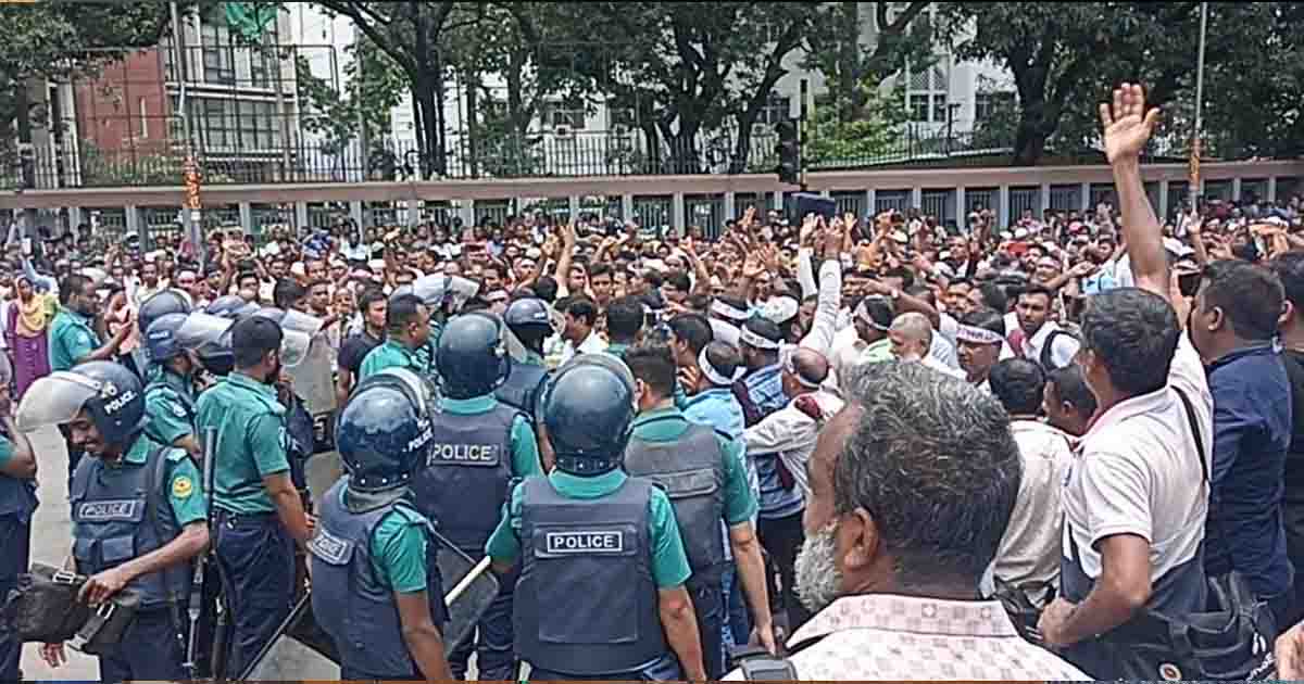 সপ্তম দিনের মতো আন্দোলন শিক্ষকদের