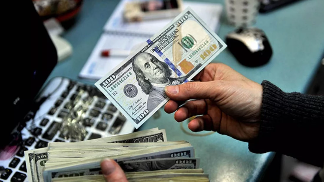 খোলাবাজারে ডলারের দাম উঠেছে ১২০ টাকা
