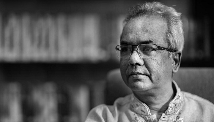 নির্ভার শেখ হাসিনা, আতঙ্কে নেতাকর্মীরা