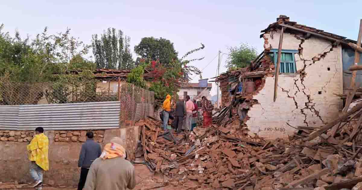 নেপালে ভূমিকম্পে নিহত বেড়ে ১২৮