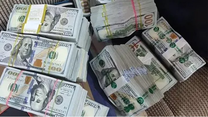 আবর্জনায় ৩৩ কোটি টাকা পেলেন কাগজ কুড়ানি, অতঃপর…