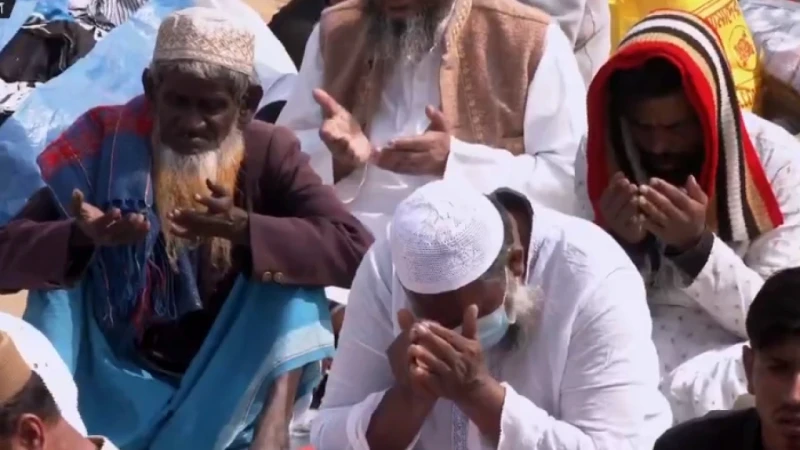 দেশের কল্যাণ ও শান্তি কামনায় শেষ হলো বিশ্ব ইজতেমা