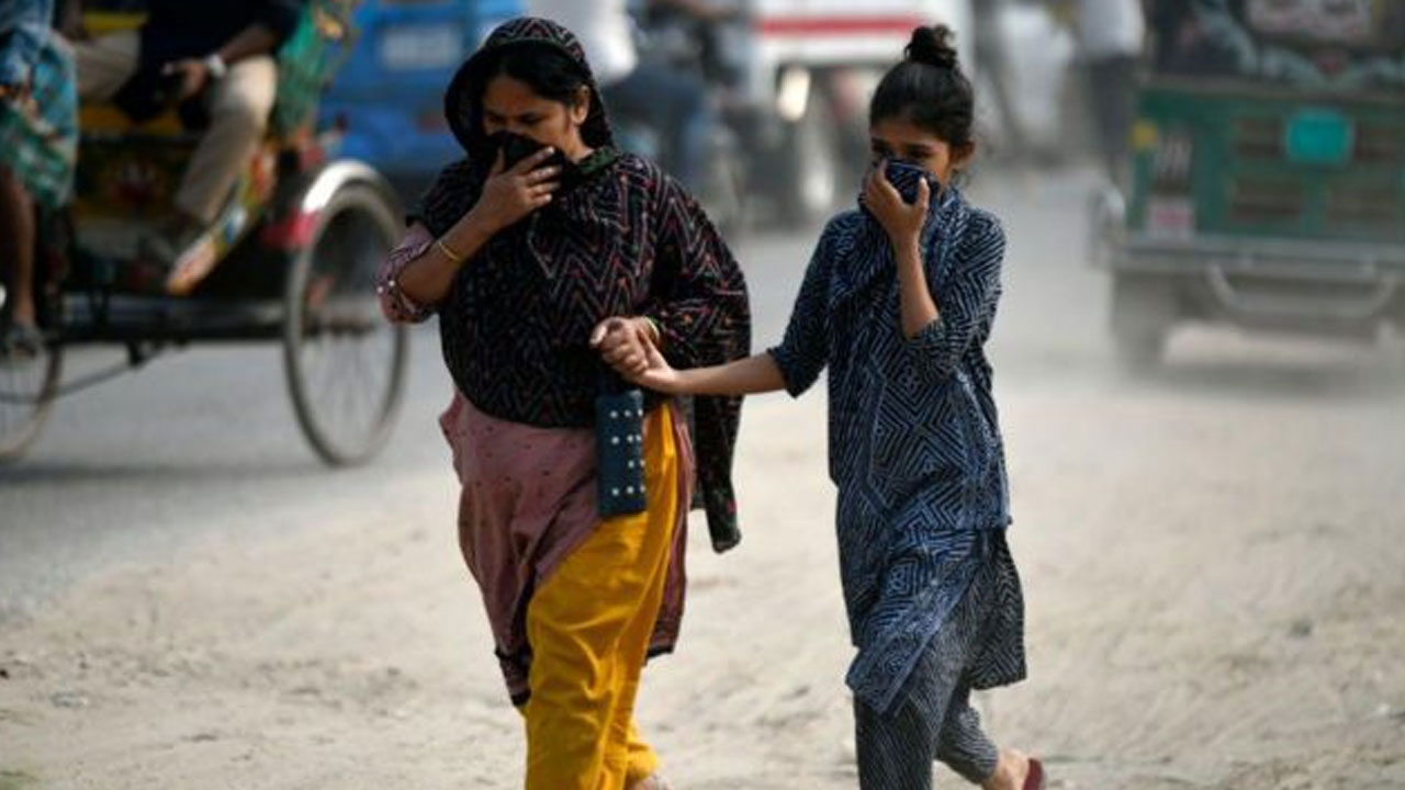 বায়ুদূষণে ঢাকা বিশ্ব চ্যাম্পিয়ন