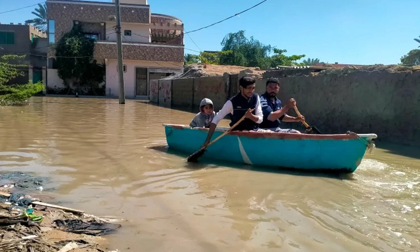 পাকিস্তানে ভারি বর্ষণ ও ভূমিধসে ২৯ জনের মৃত্যু