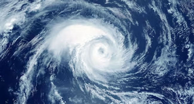 বাংলাদেশে সরাসরি আঘাত হানতে পারে ঘূর্ণিঝড় রেমাল