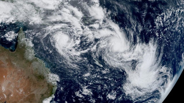 Cyclone’s fringe lashes eastern Australia