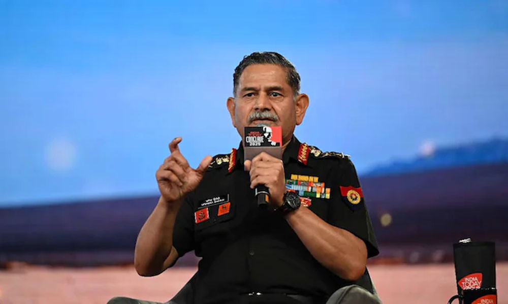 ভারতীয় সেনাপ্রধান বাংলাদেশে সরকার পরিবর্তন হলে ভারতের সঙ্গে সম্পর্ক বদলাতে পারে