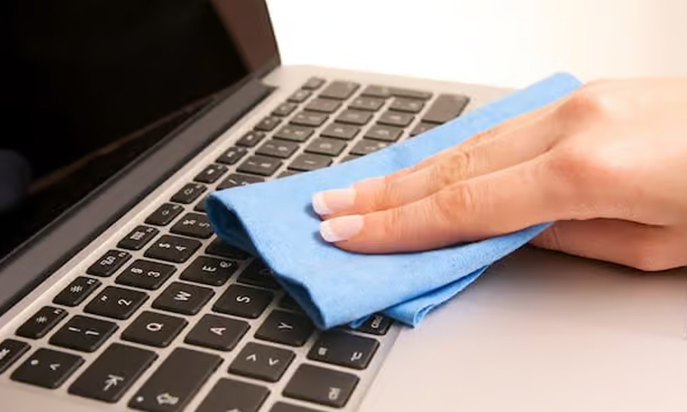 কিভাবে ল্যাপটপের যত্ন নিলে দীর্ঘদিন ভালো থাকবে?