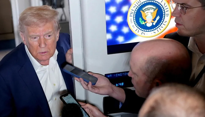 পিছু হটলেন ট্রাম্প, স্মার্টফোন-কম্পিউটারে শুল্ক অব্যাহতি