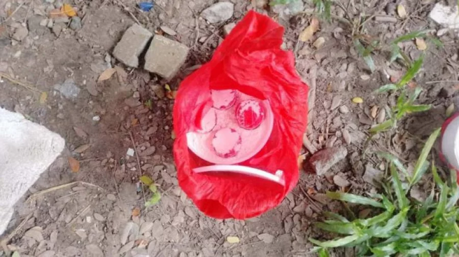 ঢাবিতে ৬টি ককটেল উদ্ধার  রাজধানীতে ছাত্রলীগের ককটেল বিস্ফোরণ