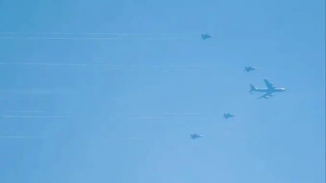 যুক্তরাজ্যের ঘাঁটি থেকে উড়াল দিল মার্কিন বোমারু বিমান