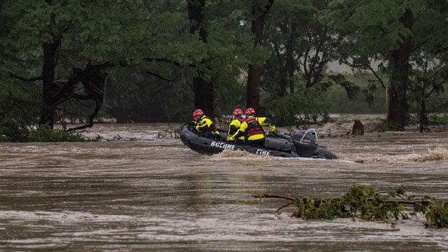 Texas flood toll passes 100 as more bodies recovered