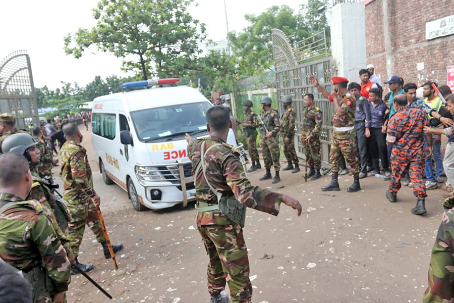 25 children among dead in Milestone jet crash