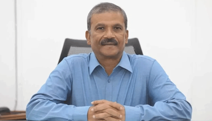 মিটফোর্ডে হত্যার বিচার হবে দ্রুত বিচার ট্রাইব্যুনালে: আসিফ নজরুলয়।