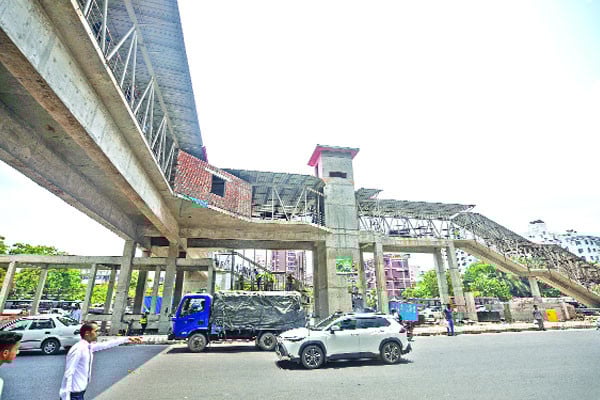 বিআরটি নিয়ে বেকায়দায় সরকার নির্বাচনের আগে বন্ধই থাকছে নির্মাণকাজ