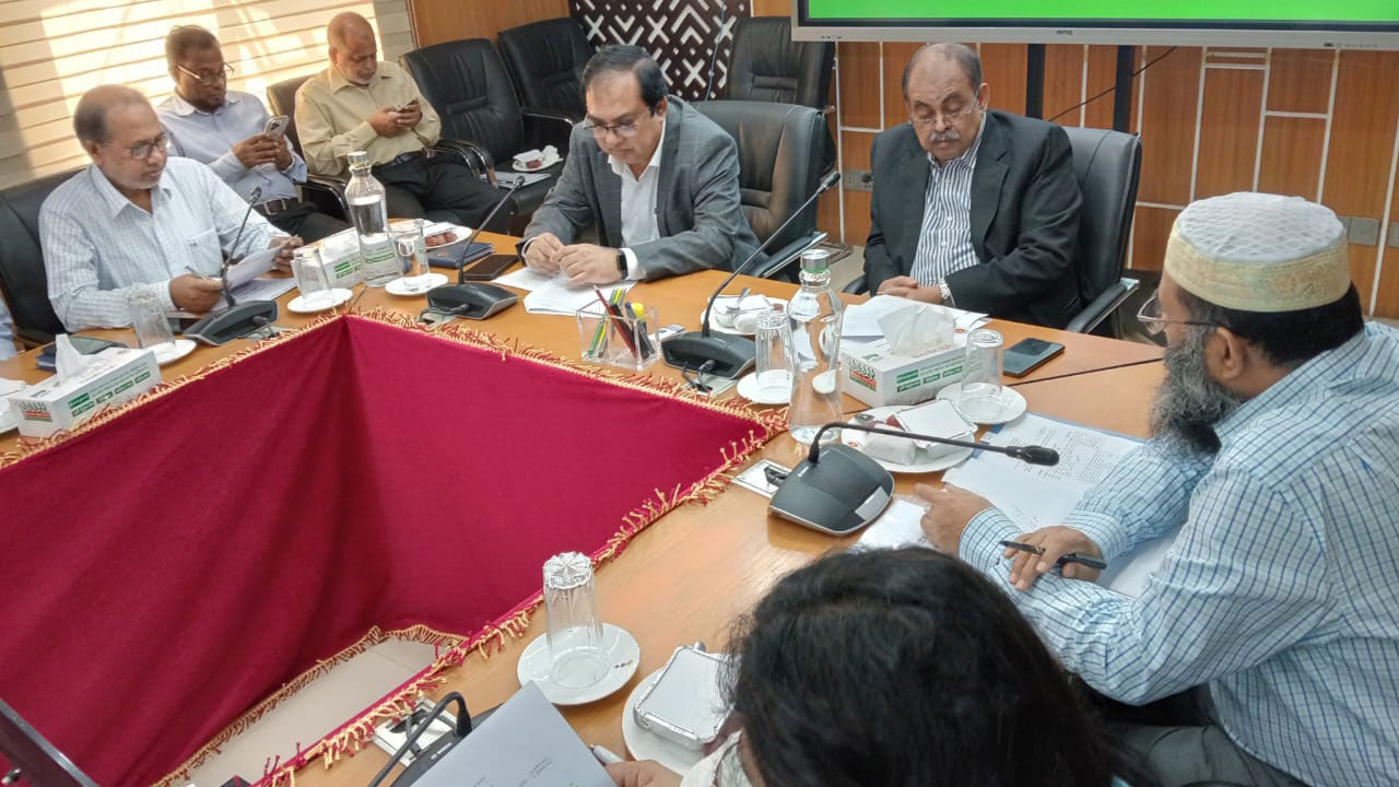 সততা ও দেশপ্রেমে উজ্জীবিত হয়ে কাজ করার আহ্বান ভূমি সচিবের