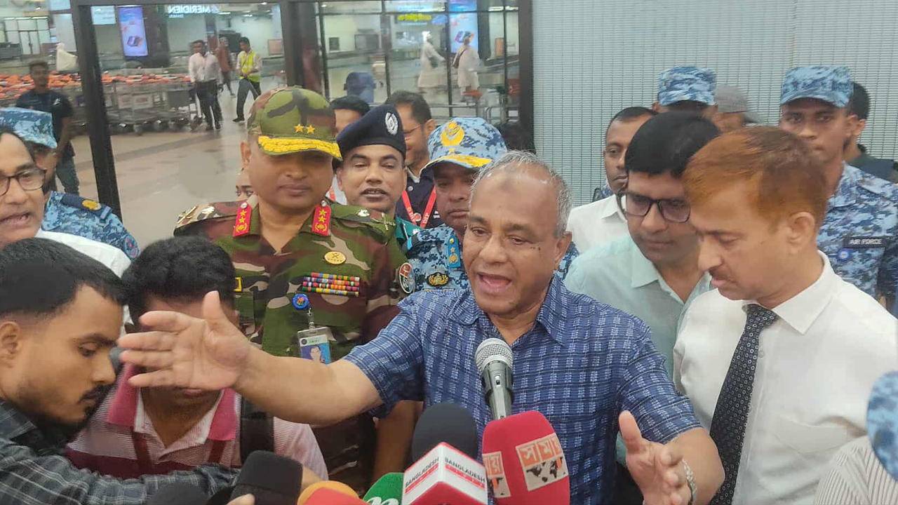 শাহজালাল বিমানবন্দরের কার্গো ভিলেজে অগ্নিকাণ্ড: তদন্তে ৪টি দেশের বিশেষজ্ঞ টিম