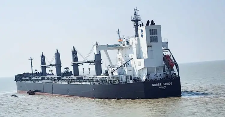 যুক্তরাষ্ট্র থেকে গম আমদানির নতুন দিগন্ত: বাংলাদেশ সরকারের প্রথম সরকারি চুক্তি