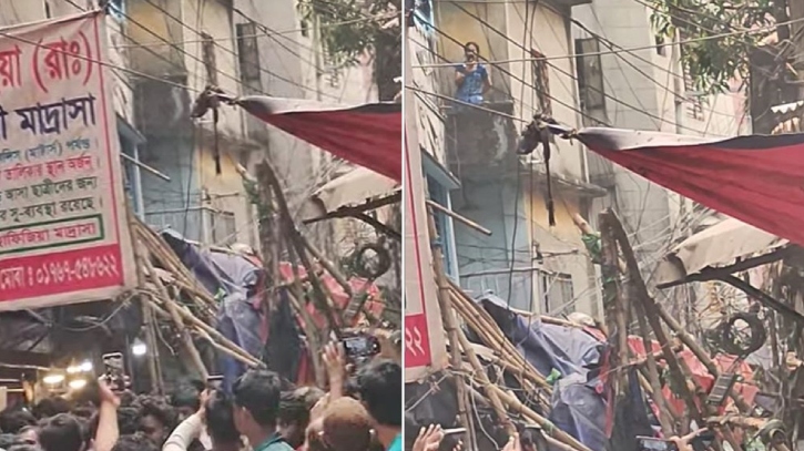 ঢাকায় ভূমিকম্পে ৫ তলা ভবনের অংশ ধসে পড়া, উদ্ধারকাজ চলছে