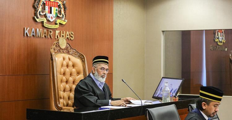 সৈয়দ আবুল হোসেন মালয়েশিয়ার পার্লামেন্ট স্পিকার নির্বাচিত