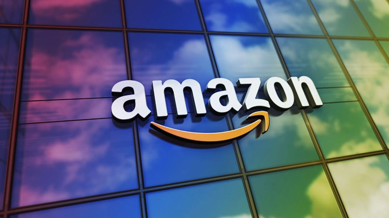 কৃত্রিম বুদ্ধিমত্তার প্রভাব: চাকরি হারাচ্ছে কর্মীরা, নাকি ব্যবসায়িক পুনর্গঠন?