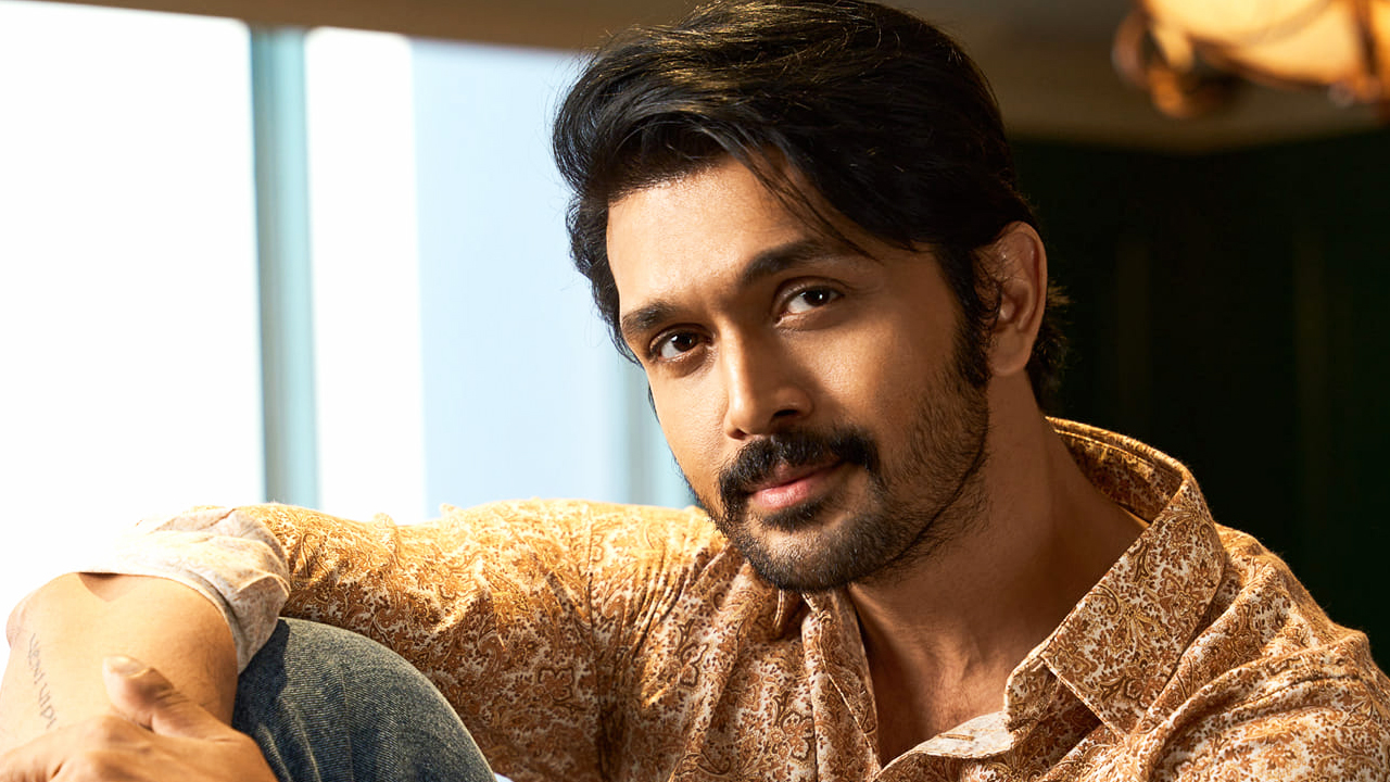 শিক্ষার্থীদের অনুপ্রেরণা দিতে জীবনের সংগ্রামের গল্প শোনালেন আরিফিন শুভ