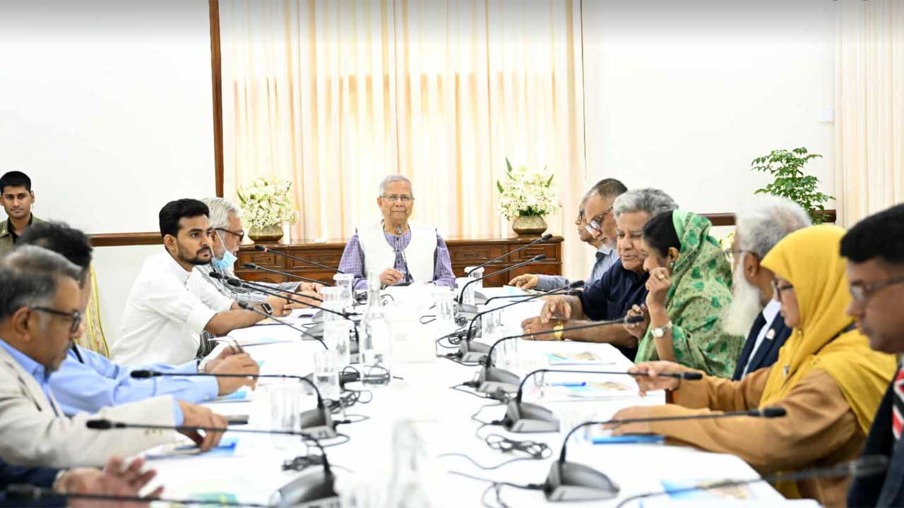 পরিবেশবান্ধব সমন্বিত যোগাযোগ ব্যবস্থা গড়ে তোলার আহ্বান প্রধান উপদেষ্টার