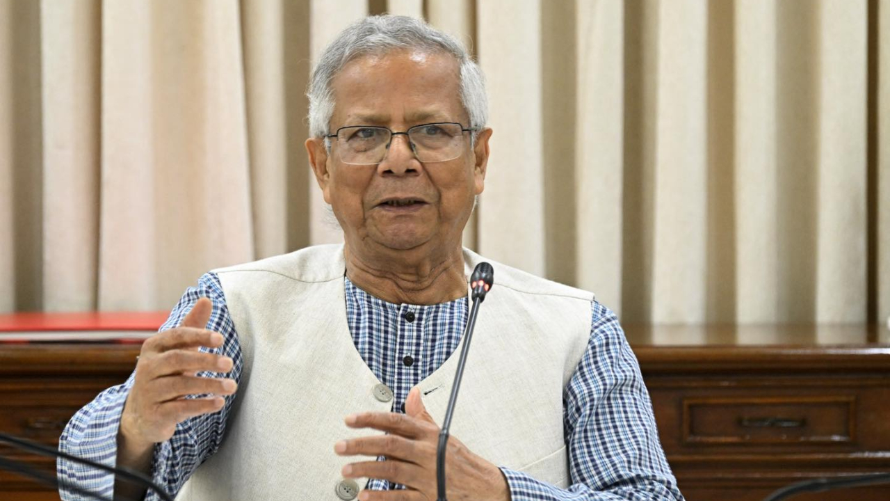 জাতীয় ঐক্যমত্য কমিশনের কাজের সমাপ্তি: জুলাই জাতীয় সনদ অর্জন, প্রধান উপদেষ্টার অভিনন্দন