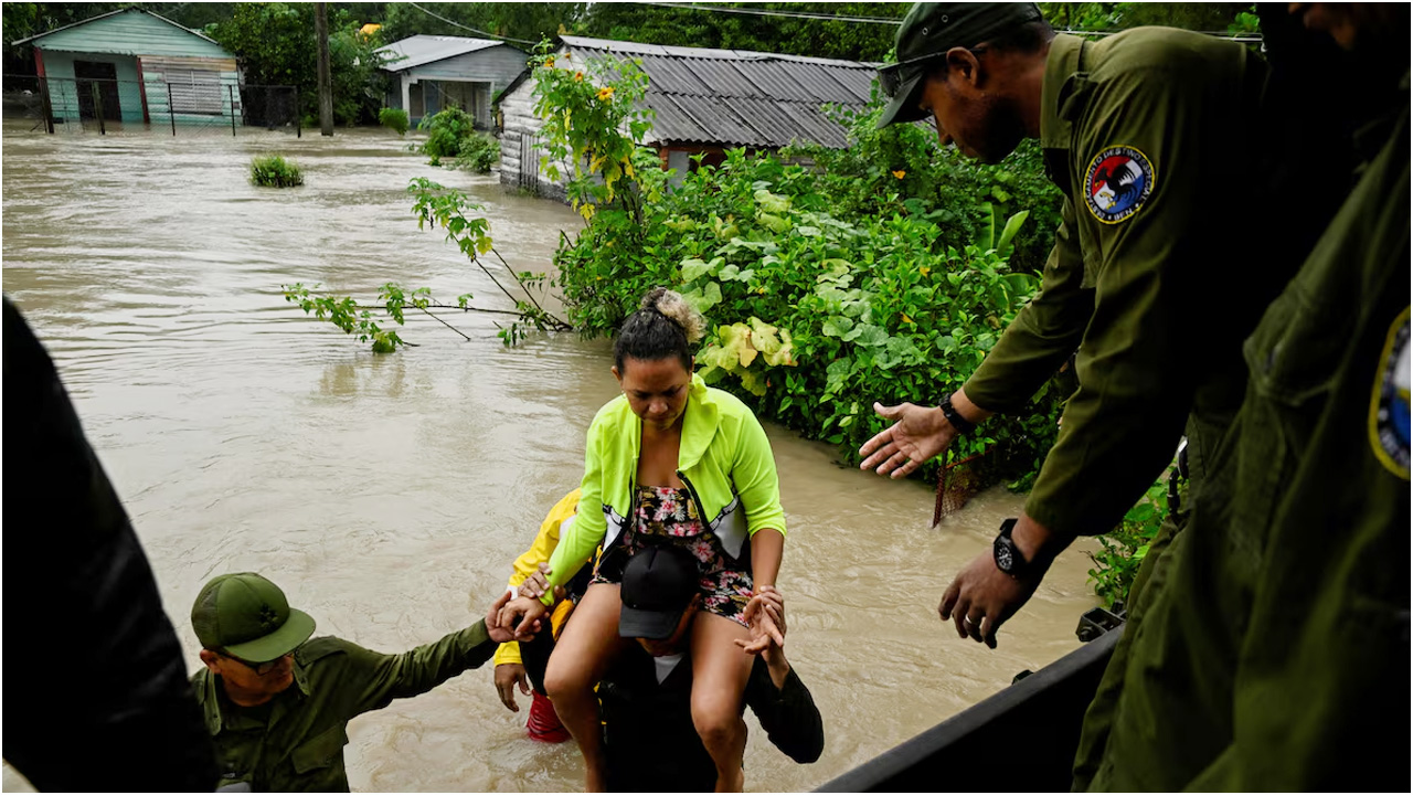 কেনিয়ার রিফট উপত্যকায় ভূমিধস: ১৩ জন নিহত