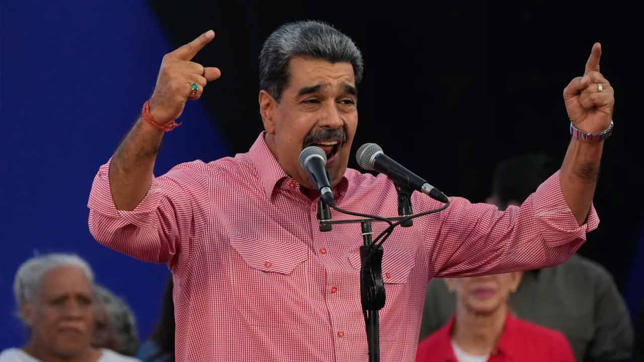 যুক্তরাষ্ট্রের সম্ভাব্য হস্তক্ষেপে ট্রাম্পের রাজনৈতিক জীবনের “শেষ” আসতে পারে: মাদুরো