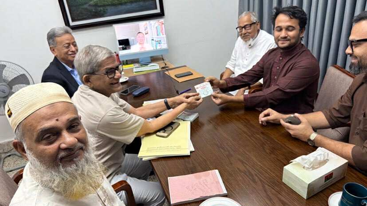 মীর মাহবুবুর রহমান স্নিগ্ধ বিএনপিতে যোগদান