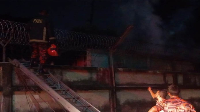 সিলেটের বিটিসিএল অফিসের পরিত্যক্ত গুদামে অগ্নিকাণ্ড, ক্ষয়ক্ষতি আনুমানিক ২ লাখ টাকা