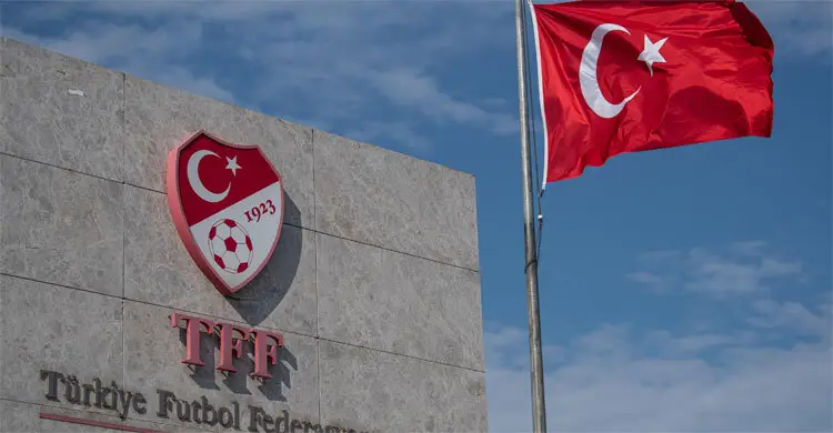 তুর্কি ফুটবলে জুয়া কেলেঙ্কারি: ১৪৯ রেফারি বরখাস্ত, তদন্তে আরও নাম আসছে