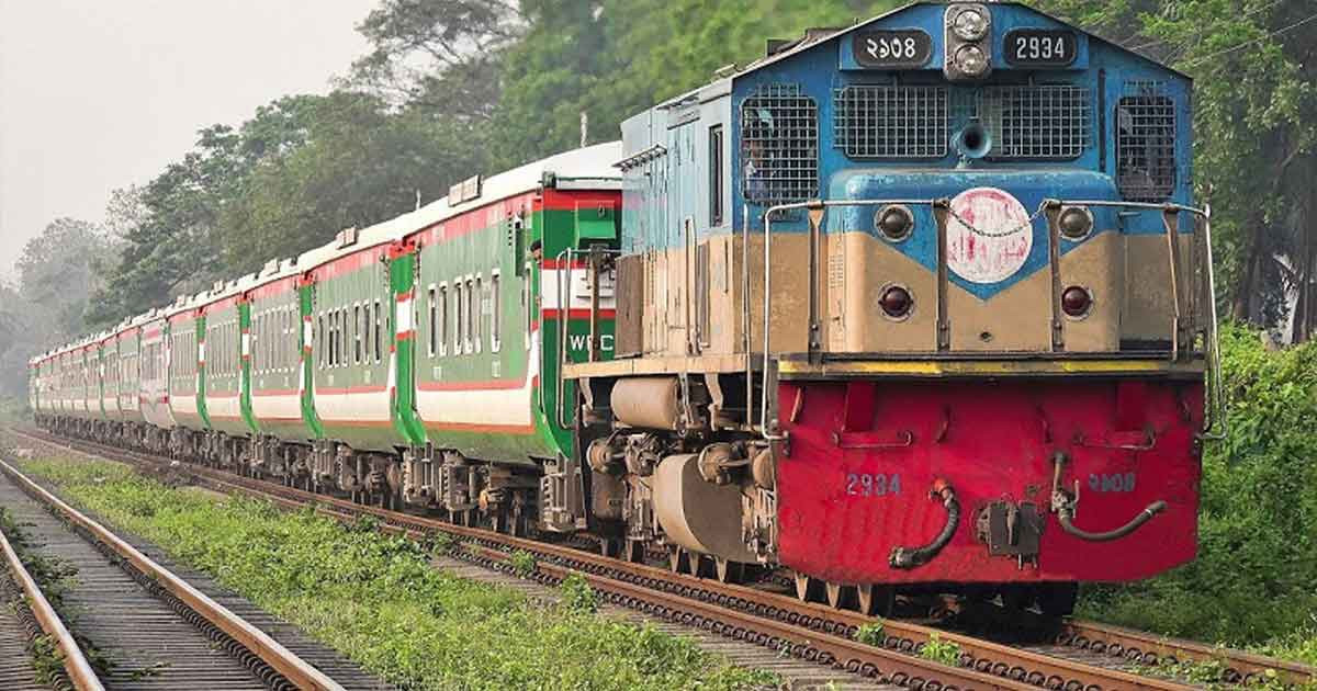 কালীগঞ্জে ট্রেন দুর্ঘটনায় তিন নারী নিহত