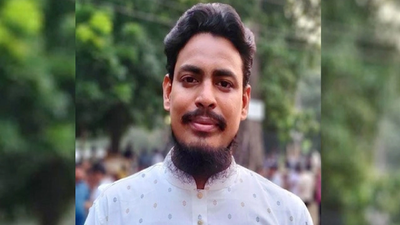 শহীদ শরিফ ওসমান হাদির সাংস্কৃতিক লড়াইয়ে দেশবাসীর সংহতি প্রদর্শন