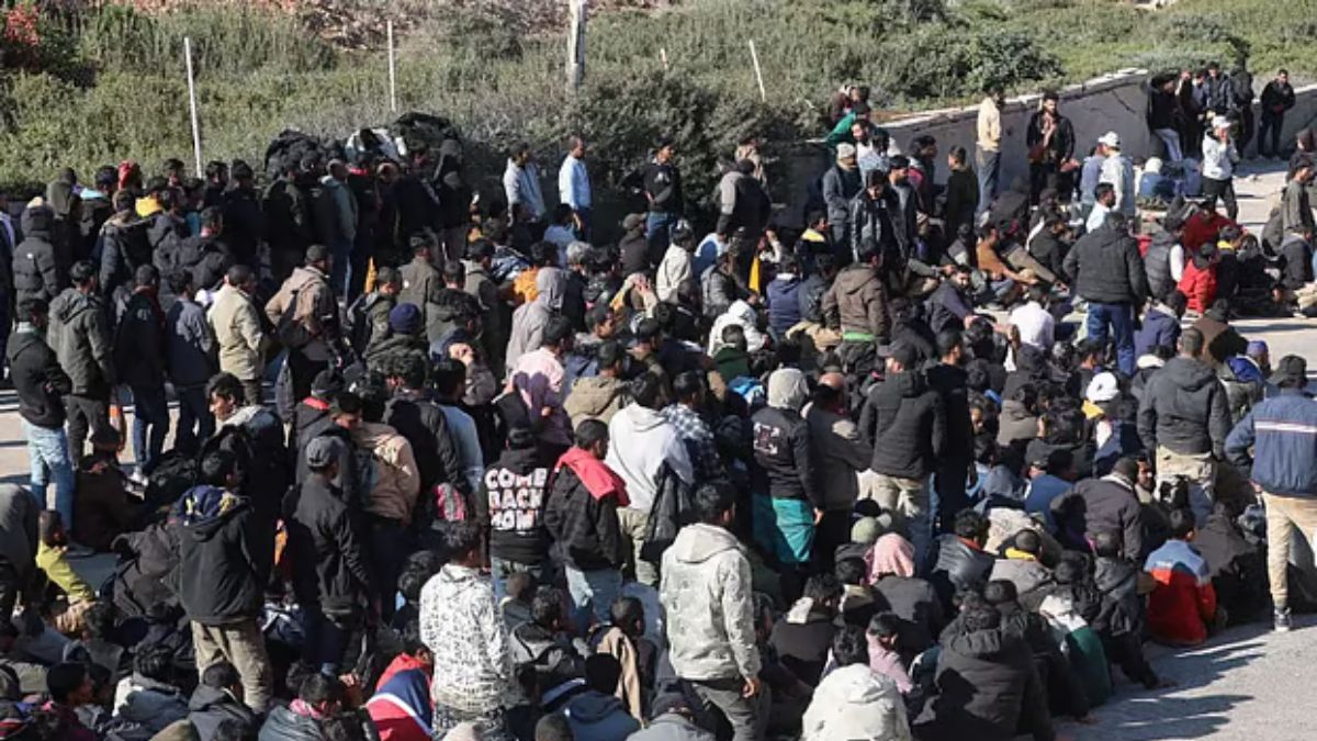 গ্রিসের গাভদোস উপকূলে ৫৩৯ অভিবাসী উদ্ধার, ৪৩৭ জন বাংলাদেশি