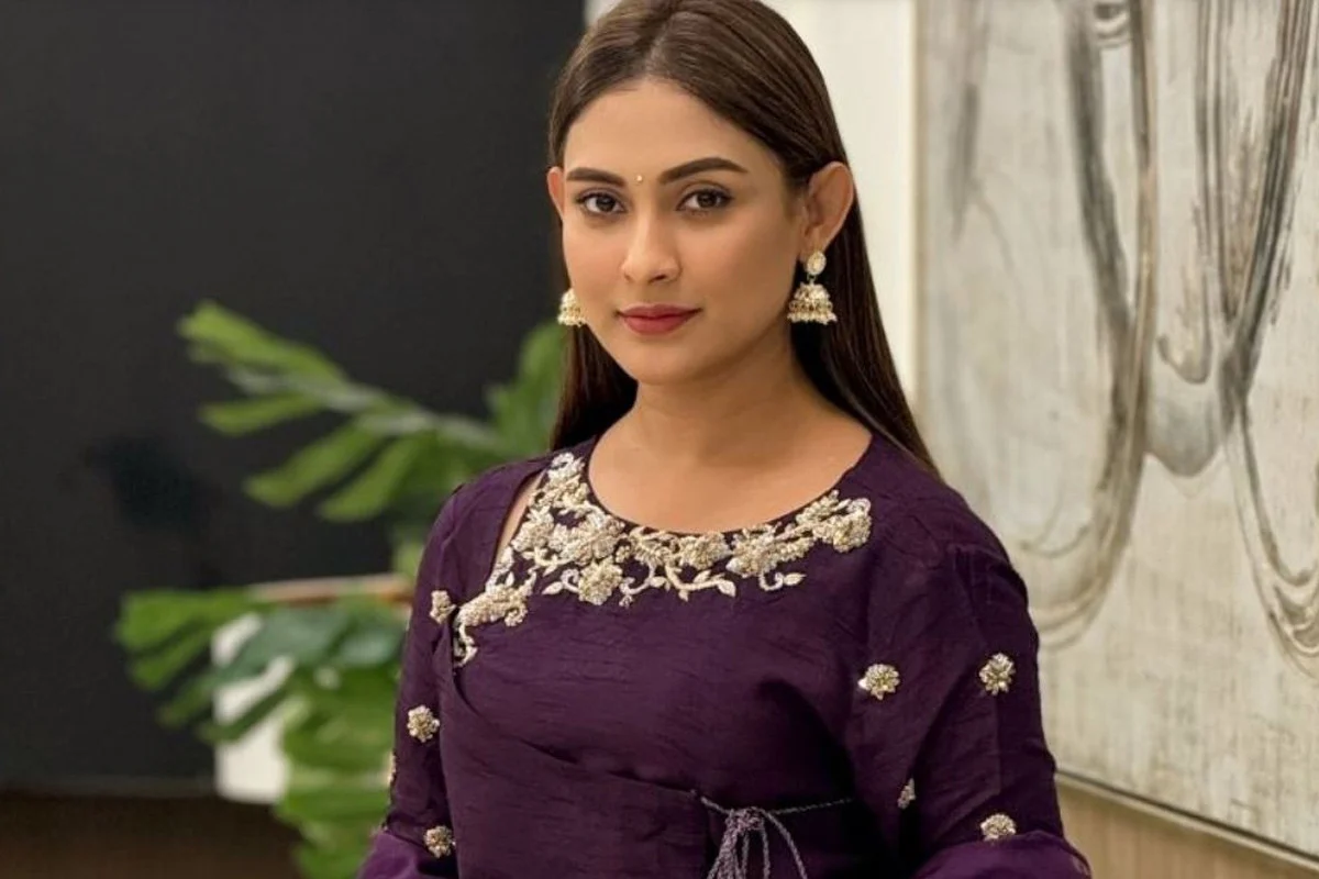 মেহজাবীন চৌধুরী ও তার ভাই আলিশান চৌধুরীর বিরুদ্ধে মামলার জবাব দাখিলের তারিখ আগামী ১২ জানুয়ারি