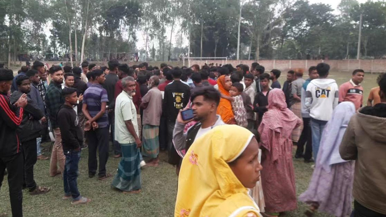 পঞ্চগড়ে কিশোরকে দলবদ্ধভাবে মারধর ও ছুরিকাঘাত