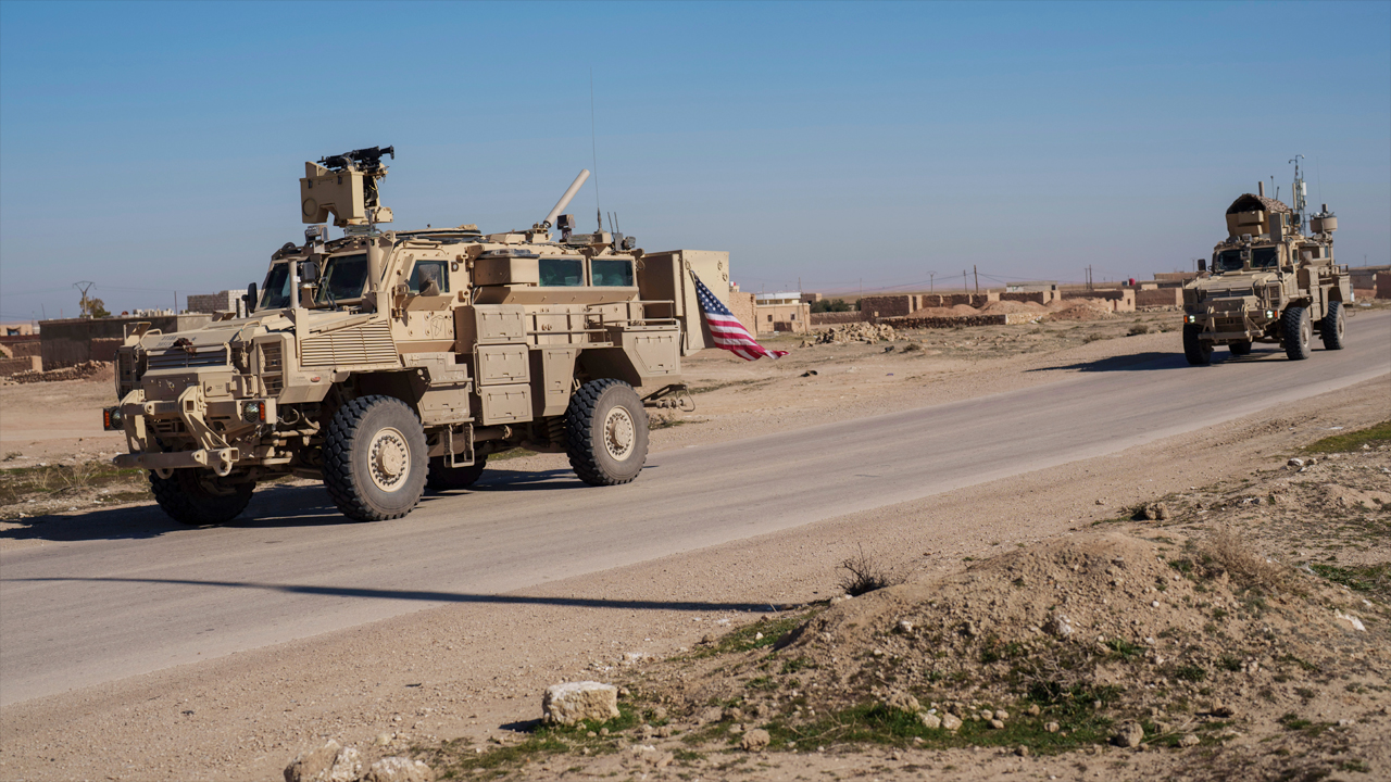 পালমিরায় আইএসআইএসের অতর্কিত হামলায় দুই মার্কিন সেনা ও এক দোভাষী নিহত