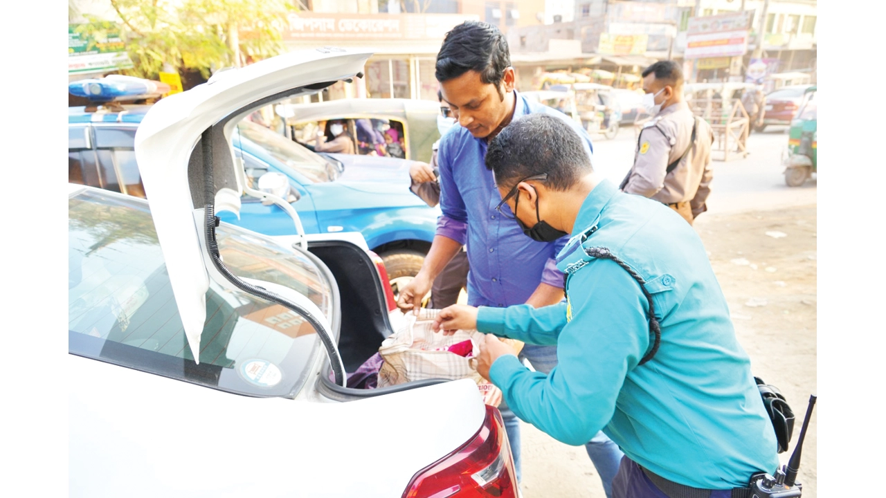 অপরাধ দমনে দেশজুড়ে ‘ডেভিল হান্ট ফেজ-২’ অভিযান জোরদার